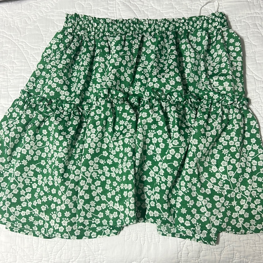 Green skirt